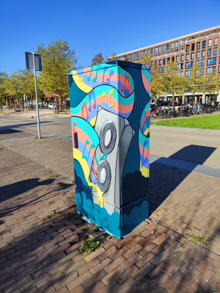 street art berlijnplein Utrecht Milou van Montfort stroomkast beschilderd